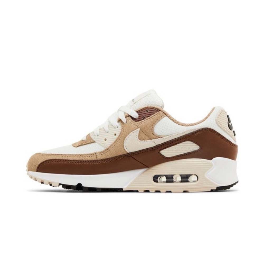 Nike Air Max 90 Khaki and Brown Athletic Shoes - Picture 6 of 10